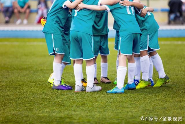名宿：阿森纳急需补强边锋 需要出售队中冗员 但不能放走特罗萨德
